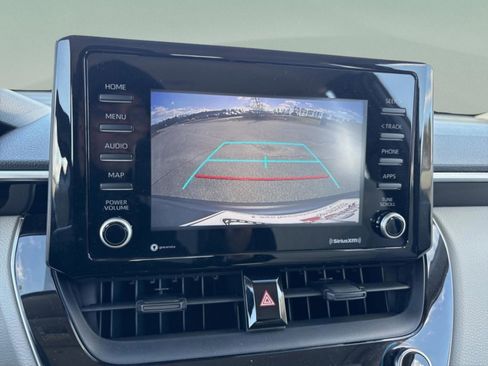 Certified 2022 Toyota Corolla Cross L image 21