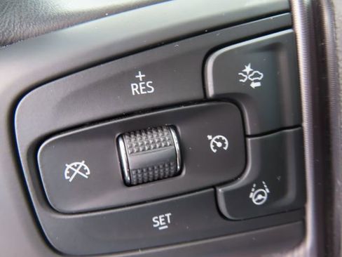 Certified 2024 GMC Yukon Denali Ultimate image 19