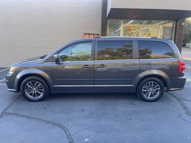 Used 2016 Dodge Grand Caravan FWD image 8