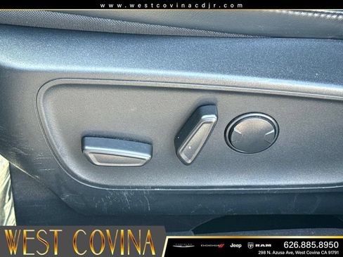 Used 2024 Ford Escape ST-Line FWD image 23