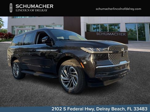 New 2026 Lincoln Navigator Premiere AWD/4WD image 1