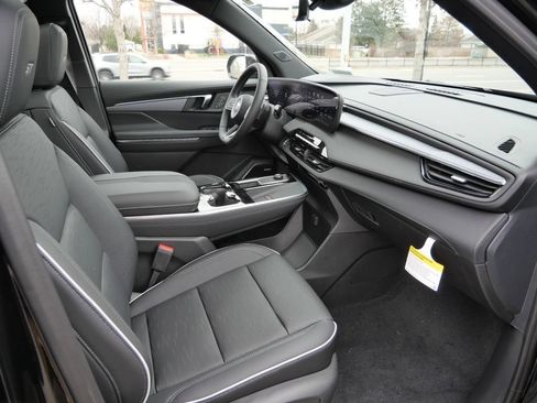 New 2026 Buick Enclave Sport Touring w/ Power Package AWD/4WD image 28