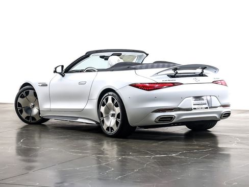 New 2026 Mercedes-Benz Maybach SL 680 image 12