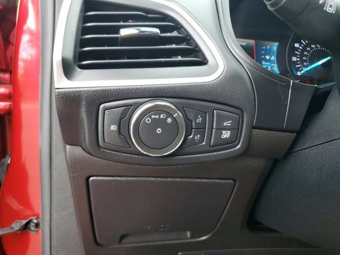 Used 2022 Ford Edge ST-Line AWD/4WD image 27