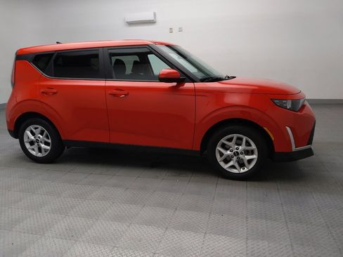Used 2024 Kia Soul LX w/ Option Group 015 image 11