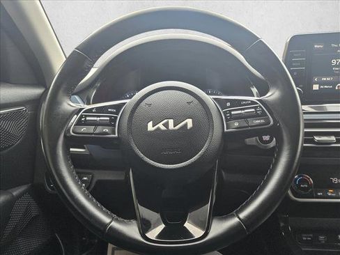 Used 2023 Kia Seltos S image 17