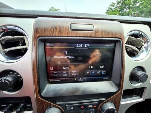 Used 2013 Ford F150 Lariat w/ Luxury Equipment Group image 20