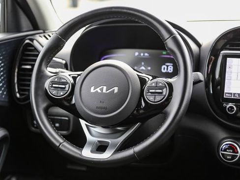 Certified 2023 Kia Soul EX image 17