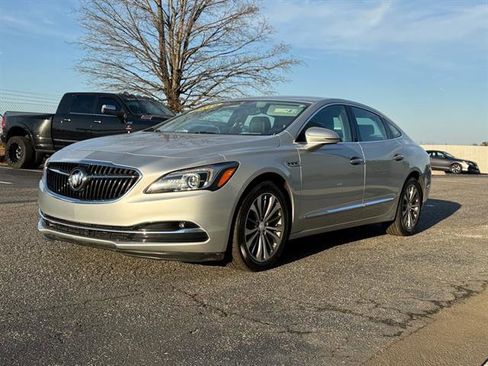 Used 2018 Buick LaCrosse Essence w/ Sights and Sounds Package image 7