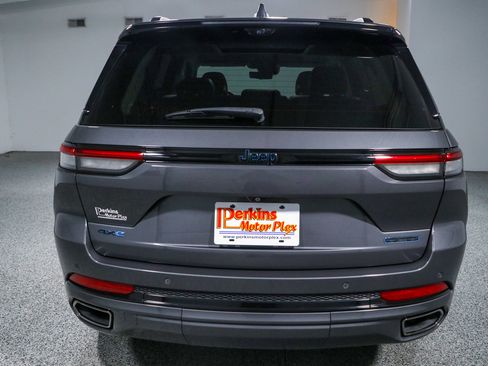 Used 2023 Jeep Grand Cherokee 30th Anniversary AWD/4WD image 8