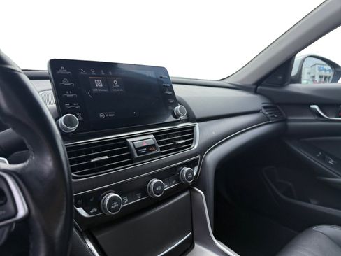 Certified 2020 Honda Accord Touring image 12