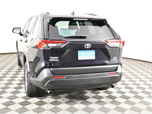 Used 2025 Toyota RAV4 LE AWD/4WD image 7
