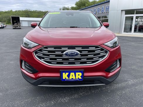Certified 2022 Ford Edge SEL w/ Convenience Package AWD/4WD image 4