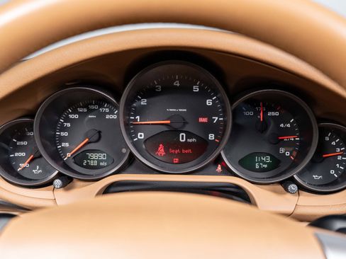 Used 2006 Porsche 911 Carrera RWD image 77