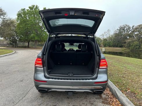 Used 2019 Mercedes-Benz GLE 400 4MATIC image 10