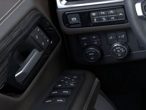 New 2026 GMC Yukon Denali Ultimate w/ LPO, Floor Liner Package AWD/4WD image 23