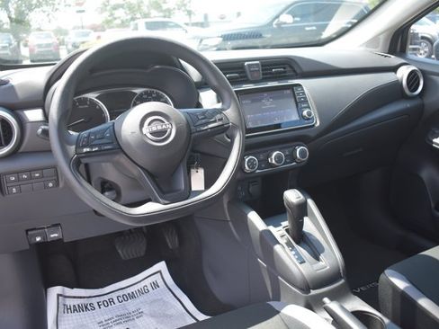Used 2025 Nissan Versa S FWD image 16
