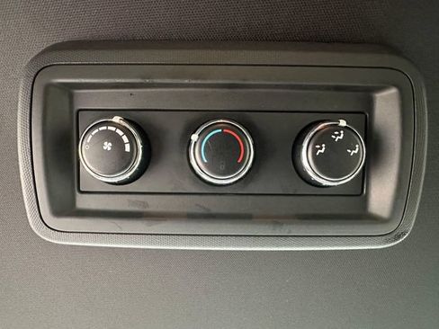 Used 2019 Dodge Grand Caravan SXT FWD image 23