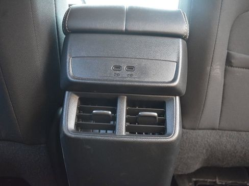 Used 2025 GMC Terrain Elevation AWD/4WD image 30