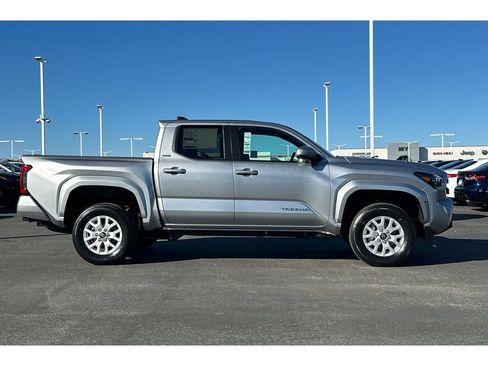 New 2026 Toyota Tacoma SR5 image 3