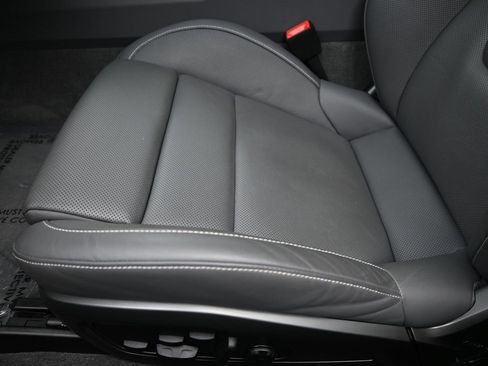 Used 2024 Porsche 911 Turbo image 6