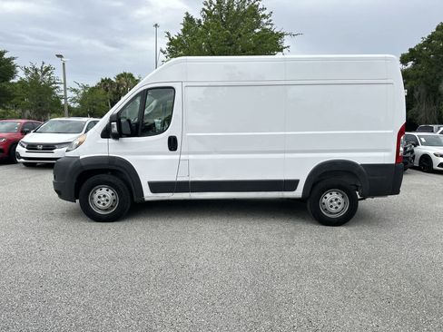 Used 2018 RAM ProMaster 2500 FWD image 3