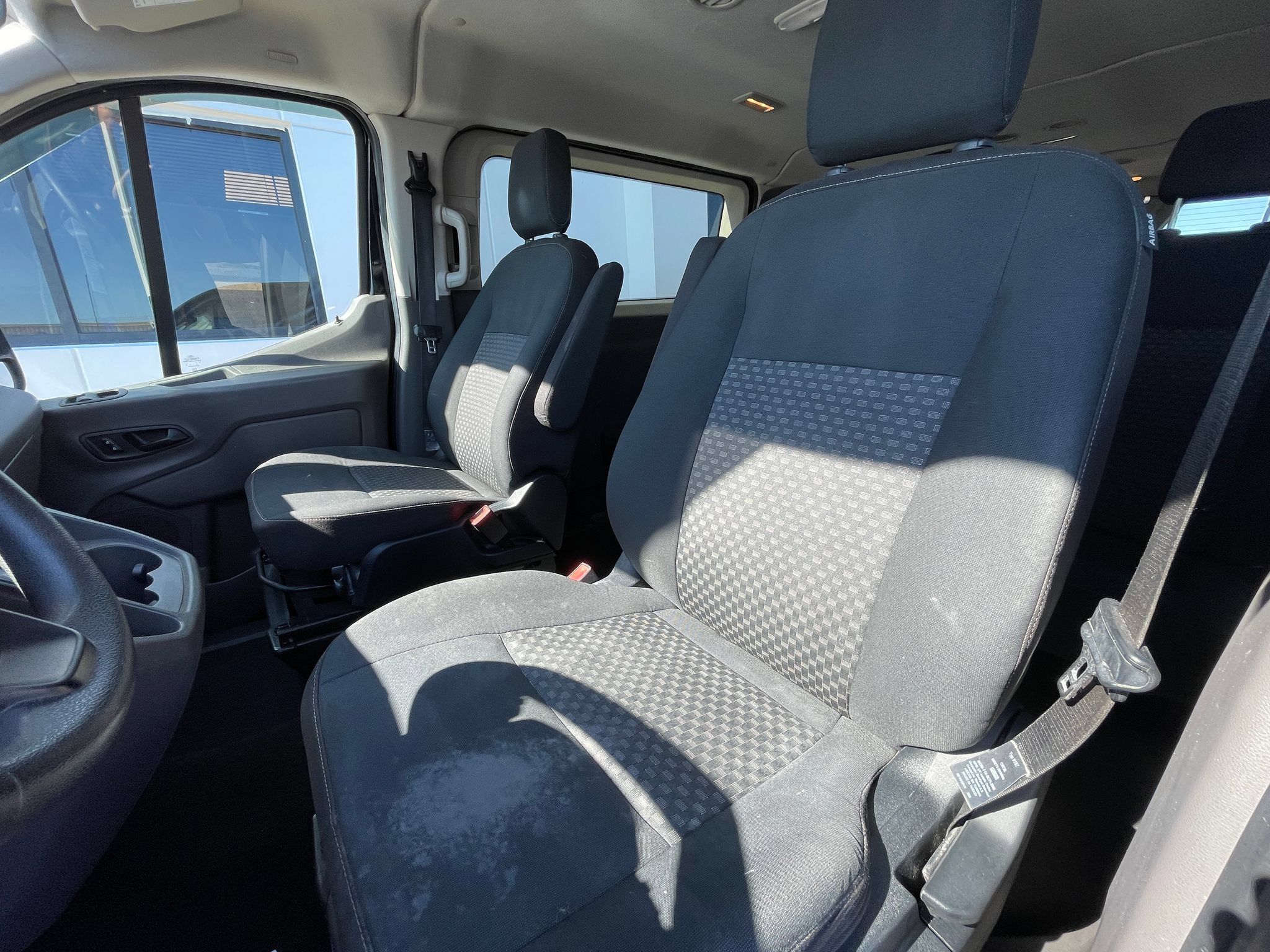Used 2020 Ford Transit 350 XLT RWD image 11
