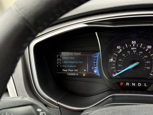 Used 2018 Ford Fusion SE w/ Equipment Group 602A FWD image 31