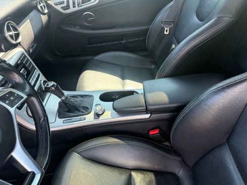 Used 2013 Mercedes-Benz SLK 250 w/ Premium I Pkg image 18