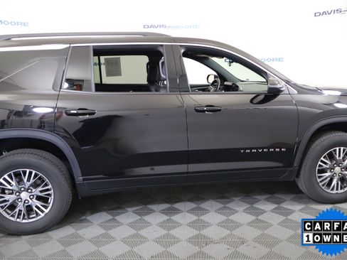 Used 2026 Chevrolet Traverse LT AWD/4WD image 41