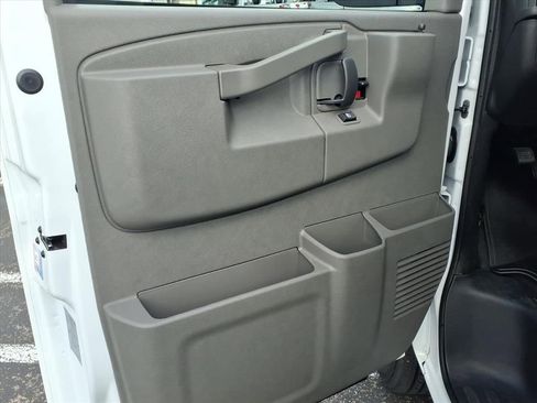 New 2026 Chevrolet Express 3500 LS RWD image 14