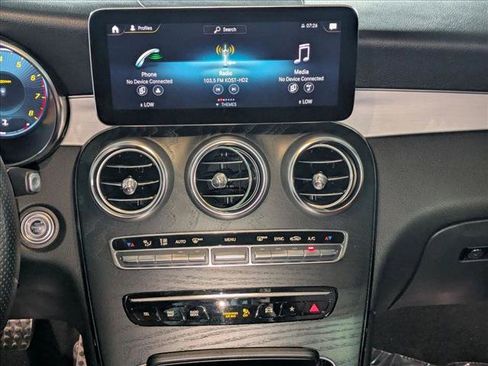 Certified 2022 Mercedes-Benz GLC 300 image 18