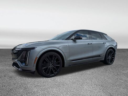 Used 2026 Cadillac Lyriq V w/ LPO, Floor Liner Package AWD/4WD image 2