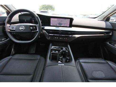 Certified 2025 Nissan Murano SL w/ Cargo Package AWD/4WD image 12