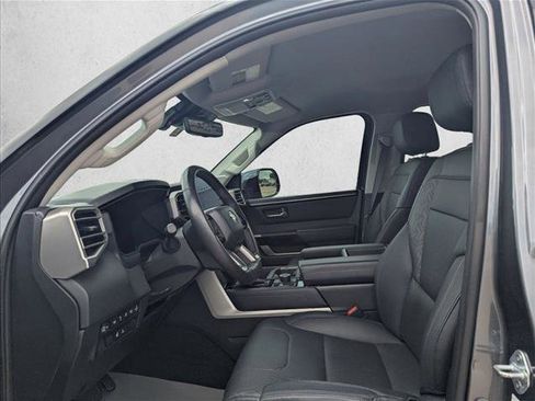 Used 2024 Toyota Tundra Limited AWD/4WD image 12