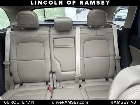 Used 2022 Lincoln Corsair Grand Touring w/ Elements Technology Bundle image 16