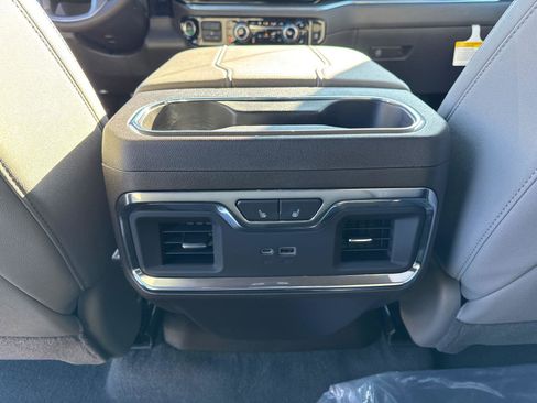 New 2025 GMC Sierra 1500 SLT w/ SLT Premium Plus Package image 30