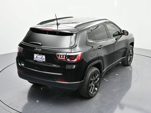New 2026 Jeep Compass Latitude image 32