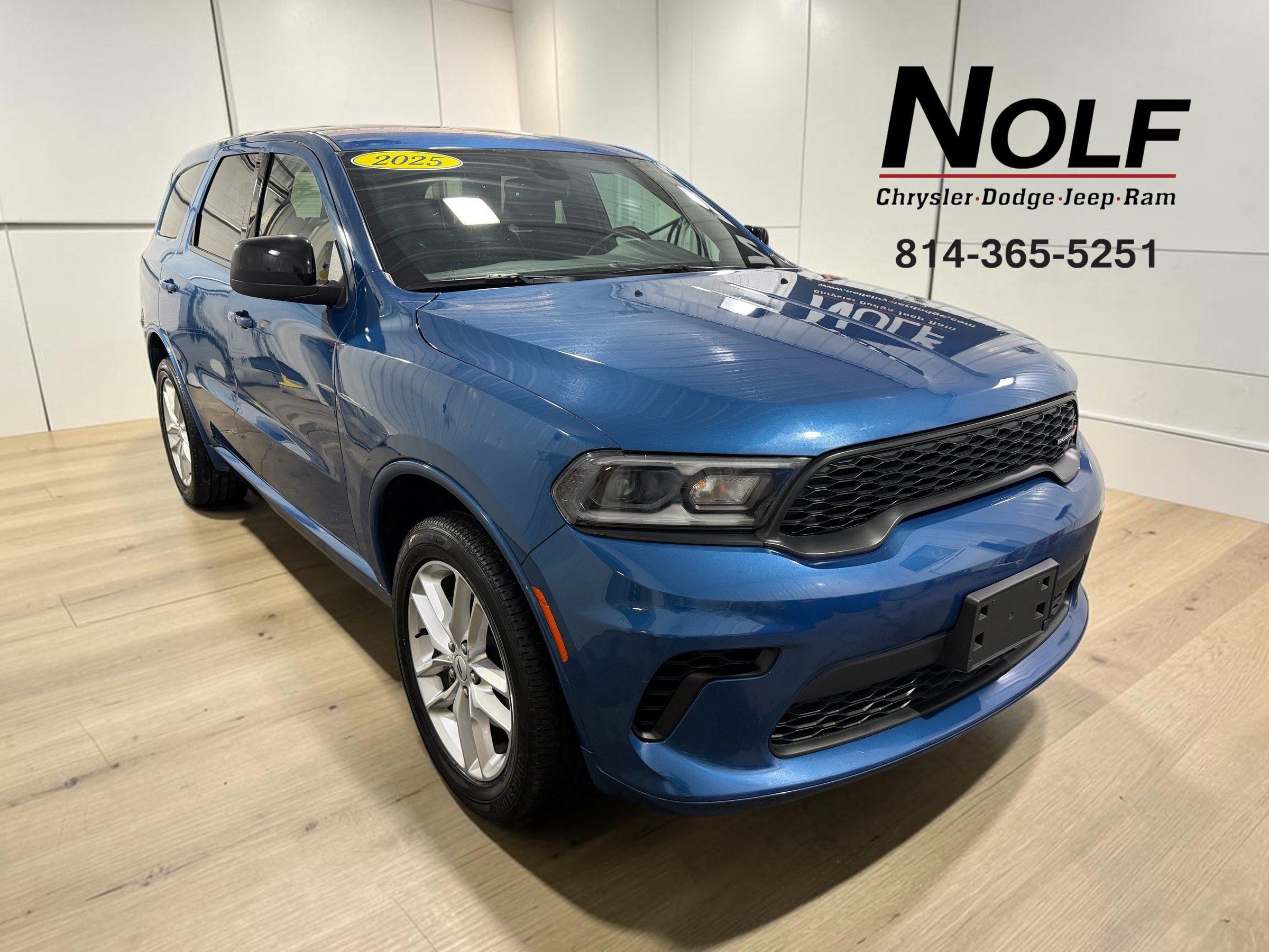 Used 2025 Dodge Durango GT AWD/4WD image 1
