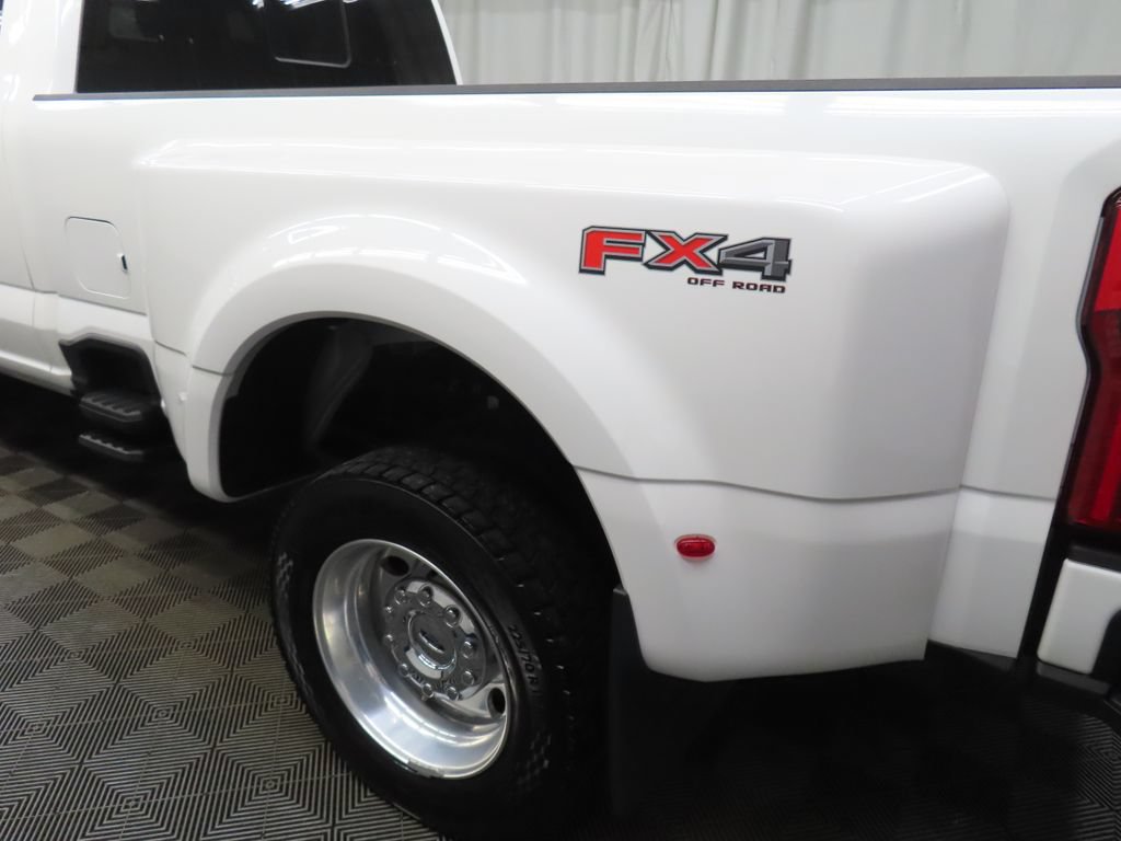 Used 2025 Ford F450 Platinum w/ Platinum Plus Package AWD/4WD image 55