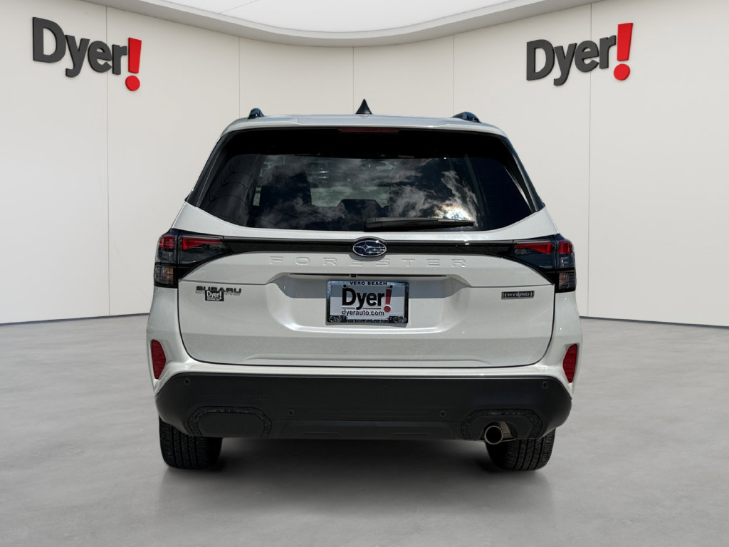 Used 2025 Subaru Forester Touring AWD/4WD image 4