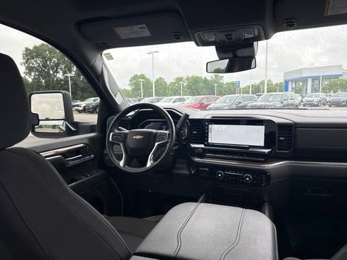 Used 2024 Chevrolet Silverado 2500 LT w/ Convenience Package AWD/4WD image 35
