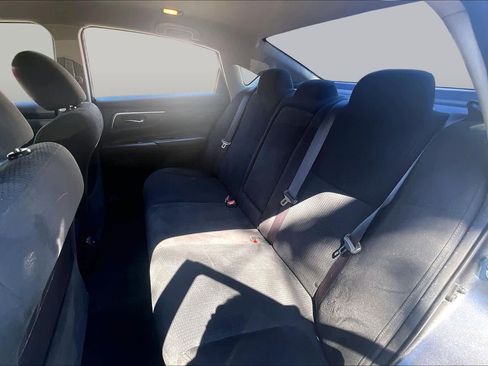 Used 2015 Nissan Altima 2.5 SV FWD image 19