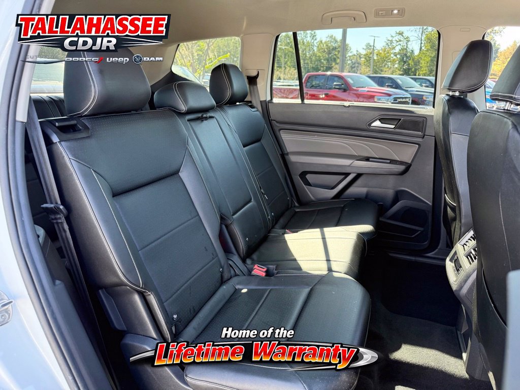 Used 2023 Volkswagen Atlas SE w/ Panoramic Sunroof Package FWD image 30