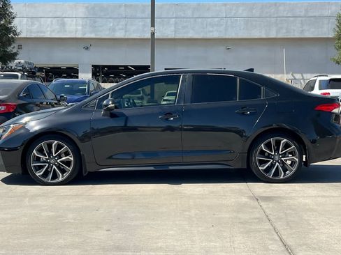 Used 2021 Toyota Corolla SE FWD image 6