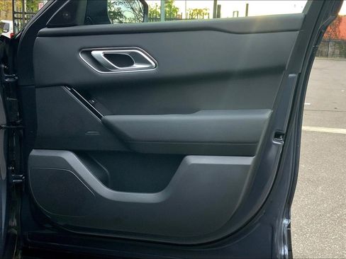 Used 2026 Land Rover Range Rover Velar S image 22