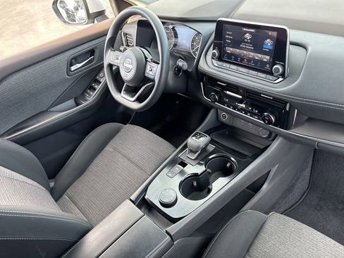 Used 2023 Nissan Rogue SV AWD/4WD image 27