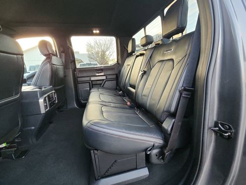 Used 2022 Ford F450 Platinum w/ FX4 Off-Road Package image 23