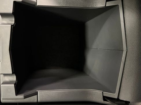 Used 2025 Subaru Forester Touring w/ Protection Package image 29