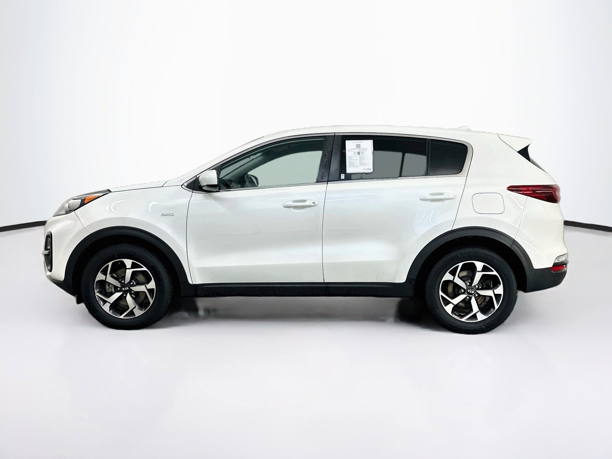 Used 2021 Kia Sportage LX AWD/4WD image 4